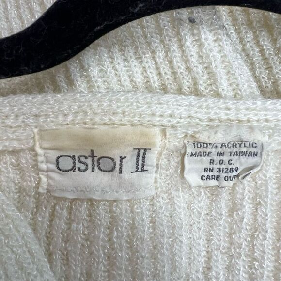 Vintage Ribbed Cream Pearl Button Up Cardigan - Picture 6 of 7